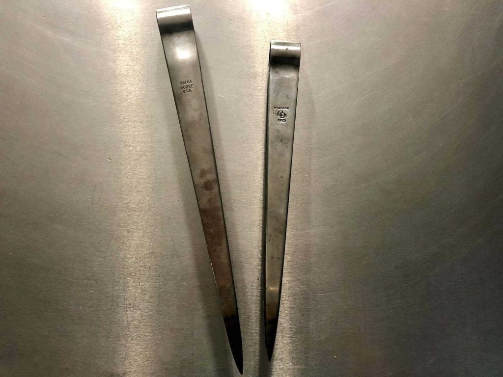 Tweezers